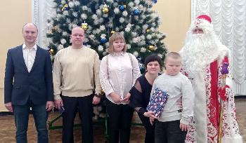 АО «Златмаш» приняло участие в областной благотворительной акции «Снеговики-добряки»